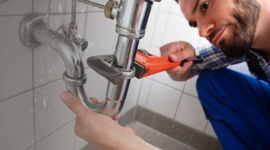 Professional same day plumber services in Macksburg, IA